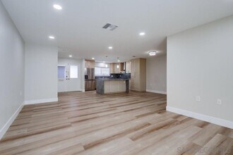 16731 Callado Ct in San Diego, CA - Building Photo - Building Photo