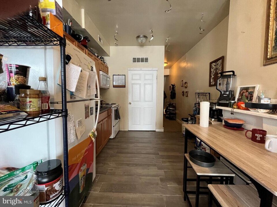 1429 W Norris St in Philadelphia, PA - Building Photo