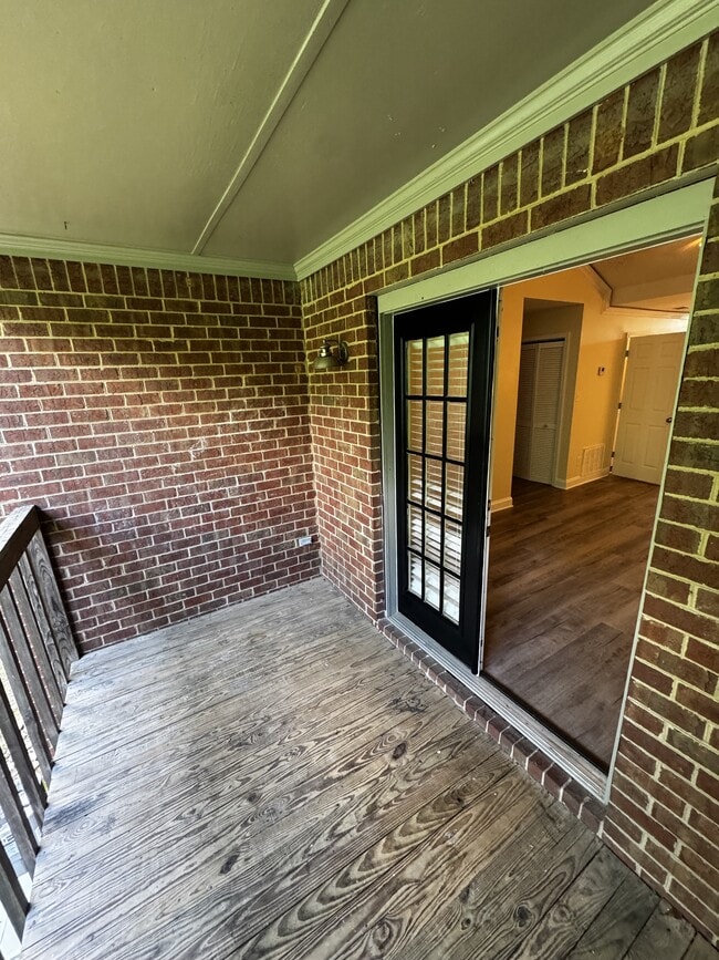 property at 1055 Baxter St