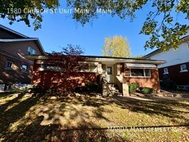 1580 Church St in Windsor, ON - Building Photo