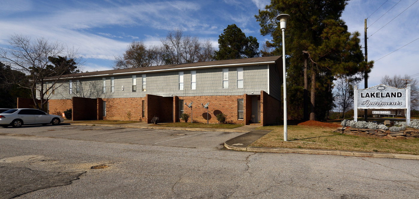 Lakeland Apartments in Lexington, SC - Building Photo