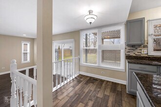 1098 Gannon Ct in Hoffman Estates, IL - Building Photo - Building Photo