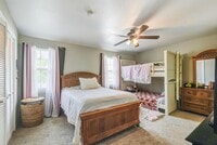 18218 Heritage Ln photo'