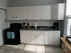 317 21st St in Union City, NJ - Building Photo - Building Photo