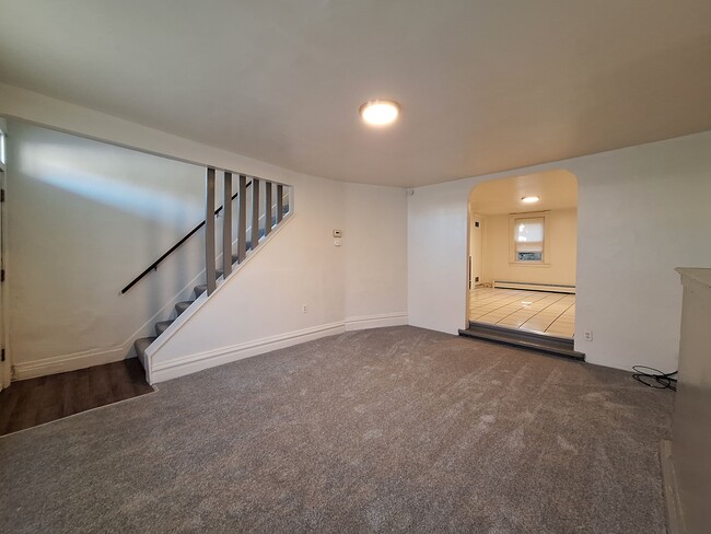 822 McLain St in Pittsburgh, PA - Building Photo - Building Photo