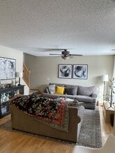 1238 Larkspur Ln in Waconia, MN - Foto de edificio - Building Photo