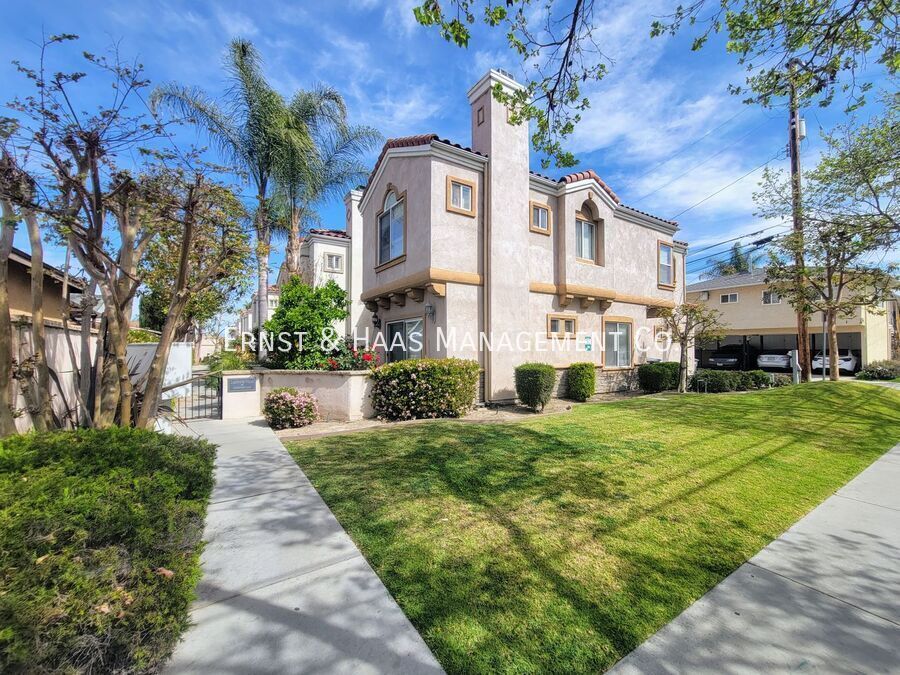 6119 Christine Ln in Lakewood, CA - Foto de edificio