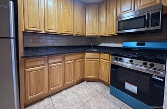 590 E 178th St in Bronx, NY - Building Photo - Building Photo