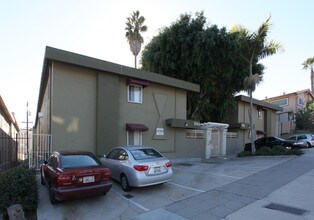 DL A St in San Diego, CA - Foto de edificio - Building Photo
