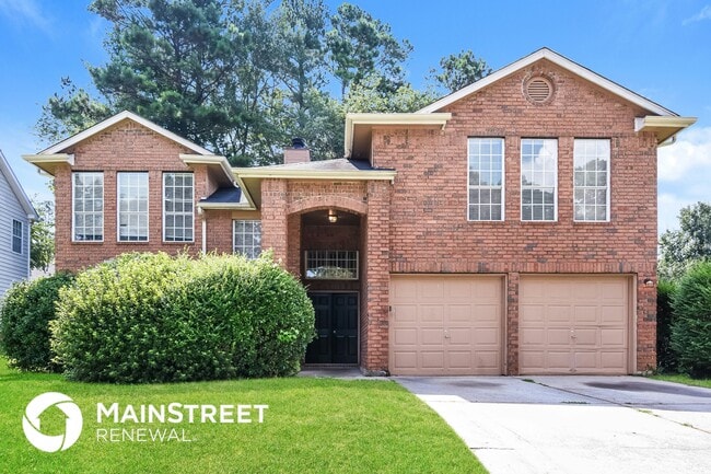 property at 492 Crestwood Ct
