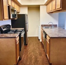 Stone Pointe Village in Fort Wayne, IN - Building Photo - Building Photo