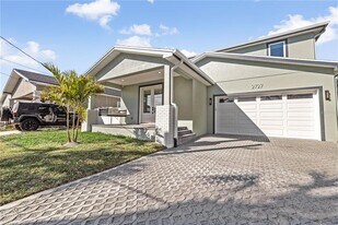 2727 W Chestnut St in Tampa, FL - Building Photo