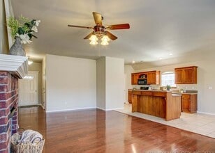 12414 S Cedar Ave in Jenks, OK - Building Photo - Building Photo