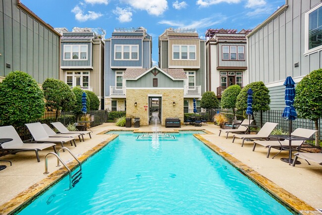 726 N Shepherd Dr in Houston, TX - Building Photo - Building Photo