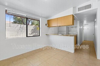 1662 N Beverly Ave in Tucson, AZ - Building Photo - Building Photo