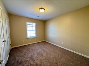 333 Graystone Cir in Centerton, AR - Foto de edificio - Building Photo