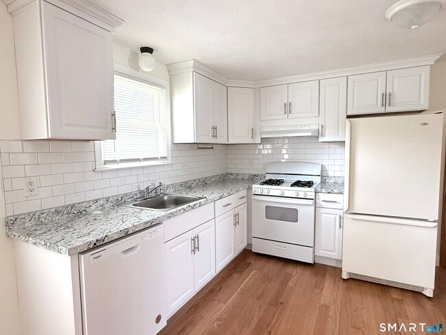 100 Jordan St in New Britain, CT - Building Photo - Building Photo