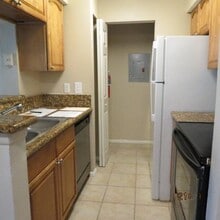 Altamonte Springs 1/1 condo in Gated Commu in Altamonte Springs, FL - Building Photo - Building Photo