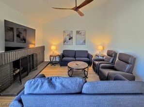 3113 Black Forest Dr in Las Vegas, NV - Building Photo - Building Photo