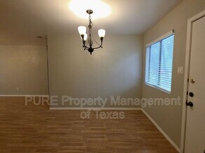 8508 Romney Rd in Austin, TX - Building Photo - Building Photo