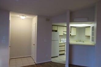 5242 Breezewood Arch in Virginia Beach, VA - Building Photo - Building Photo