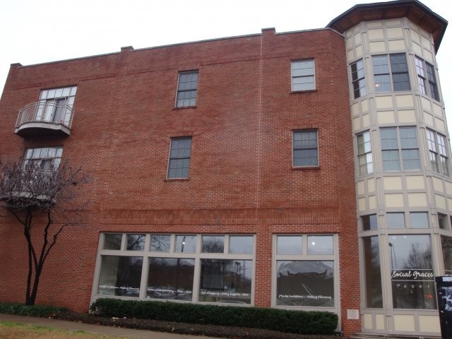 Village Center Apartments in Nashville, TN - Foto de edificio - Building Photo