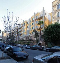 450 S Grand View St in Los Angeles, CA - Building Photo - Building Photo