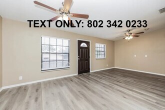 2471 Wellington Dr in Howell, MI - Building Photo - Building Photo