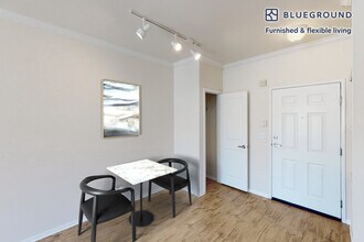 1579 E Jefferson Wy in Simi Valley, CA - Building Photo - Building Photo