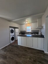 138 Western Ave in Medford, OR - Building Photo - Building Photo