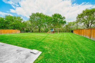 5619 Riverstone Crossing Dr in Sugar Land, TX - Building Photo - Building Photo