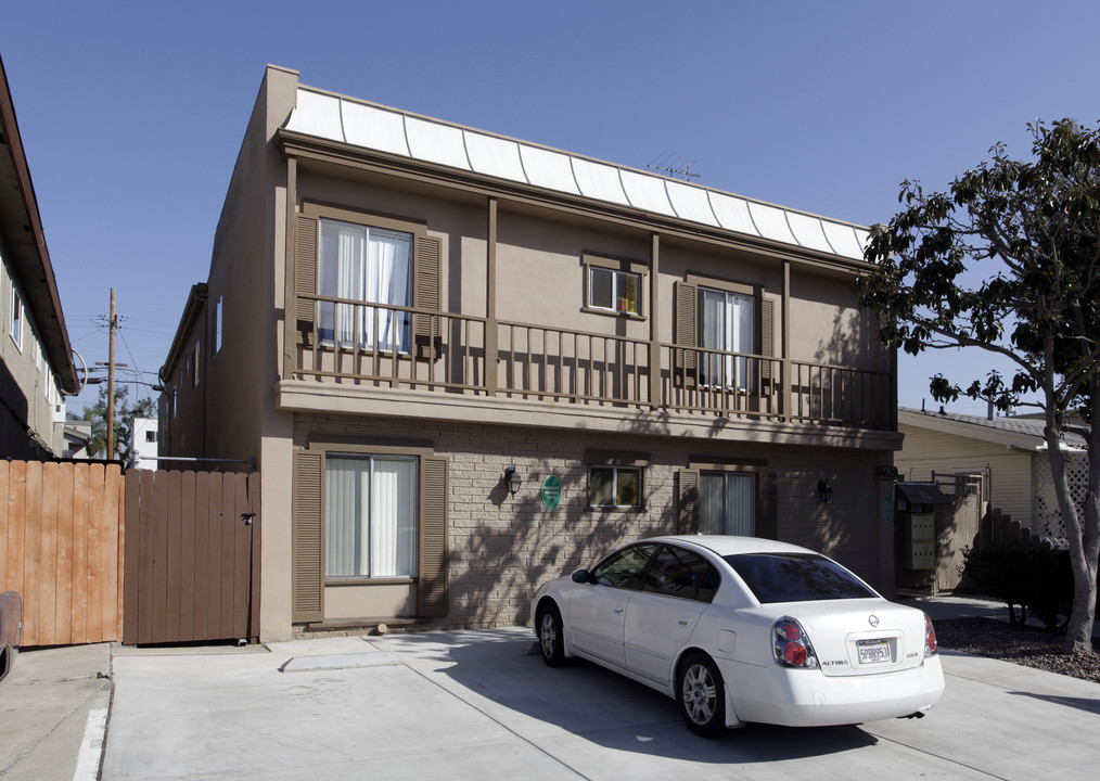 4629 Bancroft St in San Diego, CA - Building Photo