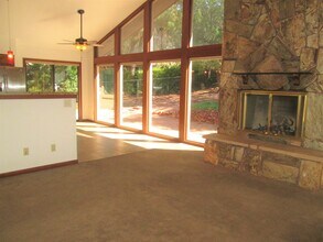 225 Kaibab Way in Sedona, AZ - Building Photo - Building Photo