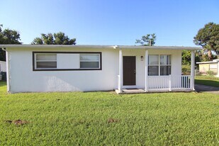 309 W Rutgers St in Melbourne, FL - Building Photo