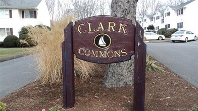 167 Clark St in Milford, CT - Building Photo - Building Photo