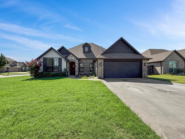 10420 S 228th E Ave in Broken Arrow, OK - Building Photo - Building Photo