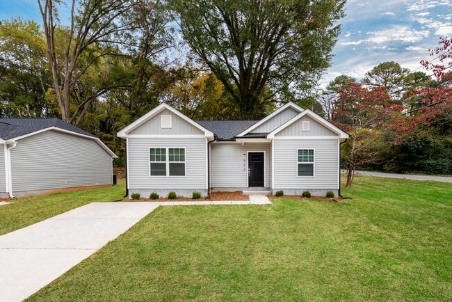 property at 922 W Davidson Ave