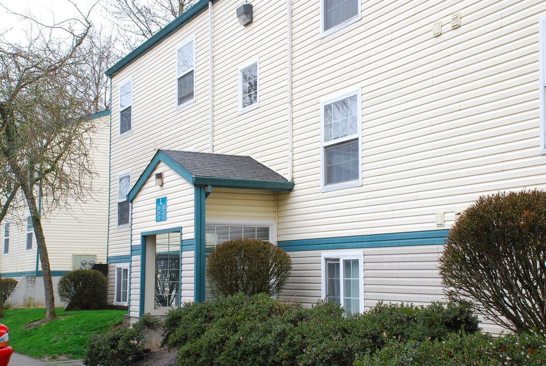 Bristol Woods in Gresham, OR - Building Photo