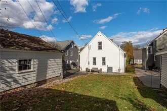 58 Ballantyne Brae in Utica, NY - Building Photo - Building Photo