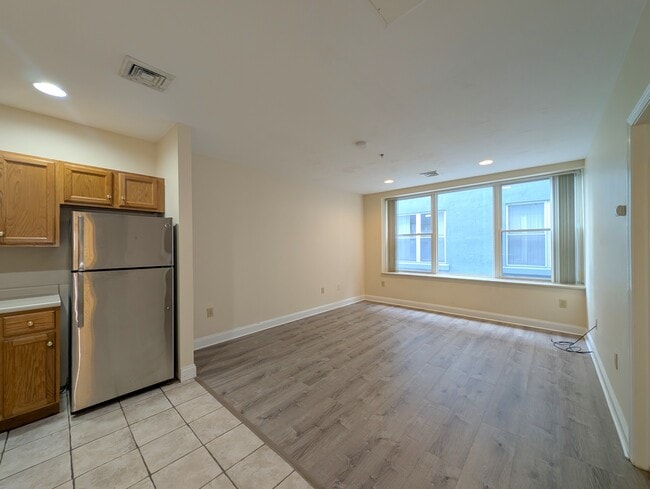 15 Pearl St, Unit 7 in Cambridge, MA - Foto de edificio - Building Photo