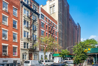 340 W 19th St in New York, NY - Foto de edificio - Building Photo