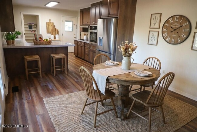 property at 607 Sookalena St