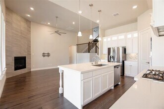 5586 Autumn Winds Ct in Flower Mound, TX - Building Photo - Building Photo