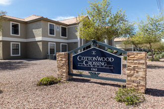 Cottonwood Crossing in Casa Grande, AZ - Building Photo - Building Photo