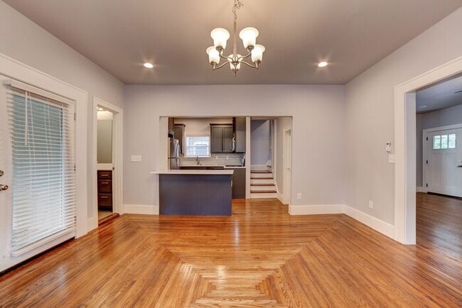 property at 1136 N Main St
