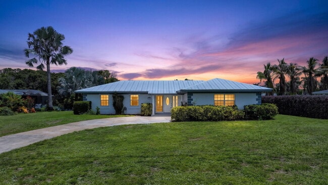 property at 416 SE Naranja Ave