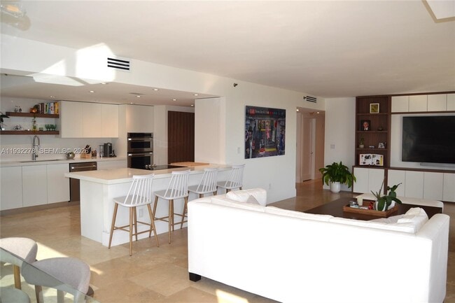 property at 11113 Biscayne Blvd