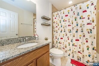 9 Landmark Ln, Unit 1003 in Fair Lawn, NJ - Building Photo - Building Photo