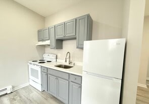 63 Ruggles St, Unit 4B in Boston, MA - Building Photo