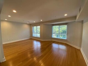 636 5th St in Hoboken, NJ - Building Photo - Building Photo